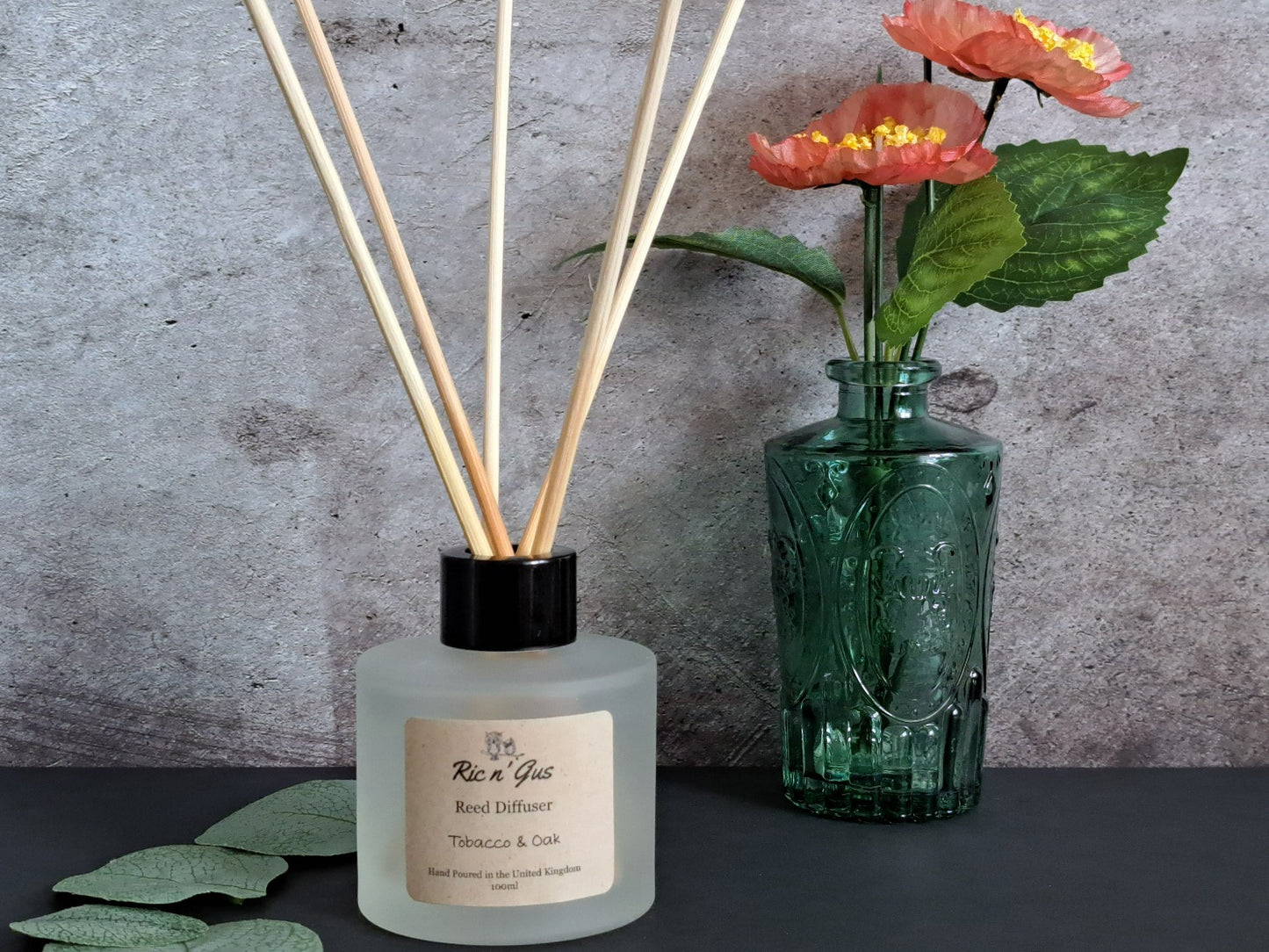 Tobacco & Oak Reed Diffuser Ric n'Gus Candles