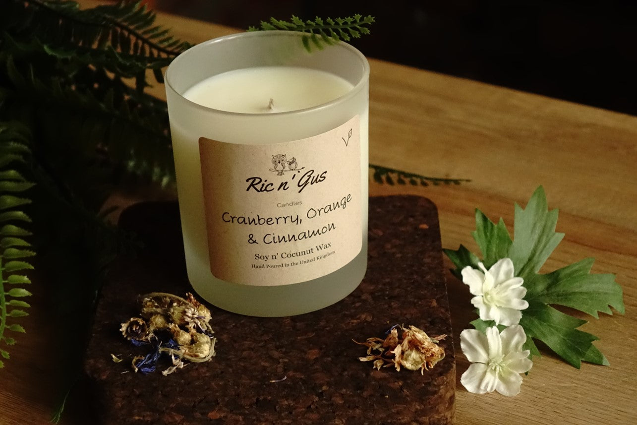 Cranberry, Orange & Cinnamon Candle - Soy and Coconut Wax Ric n'Gus Candles