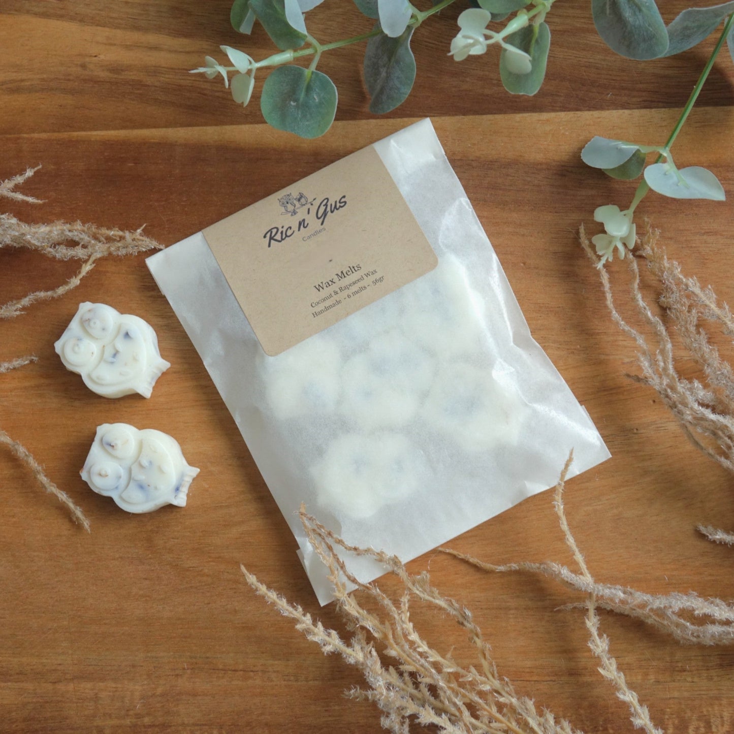 Fig and cassis botanical scented natural wax melts ricnguscandles