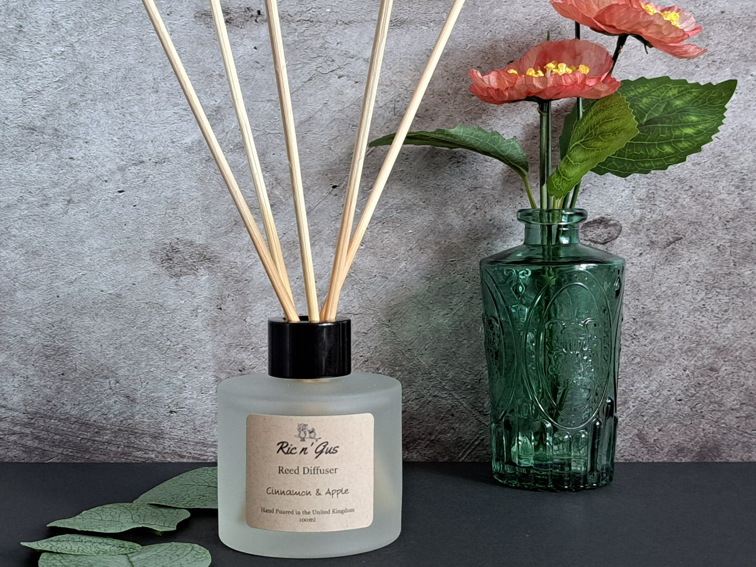 Cinnamon & Apple Reed Diffuser Ric n'Gus Candles