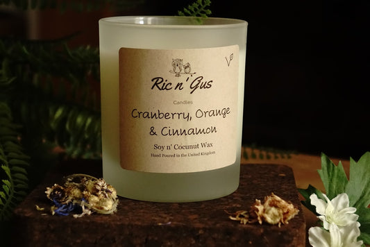 Cranberry, Orange & Cinnamon Candle - Soy and Coconut Wax Ric n'Gus Candles