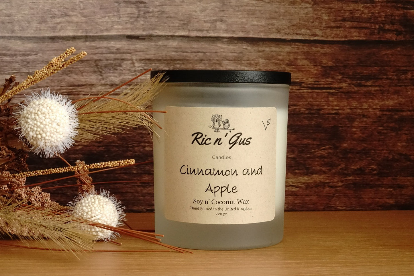 Cinnamon & Apple Scented Candle - Soy & Coconut Wax Ric n'Gus Candles